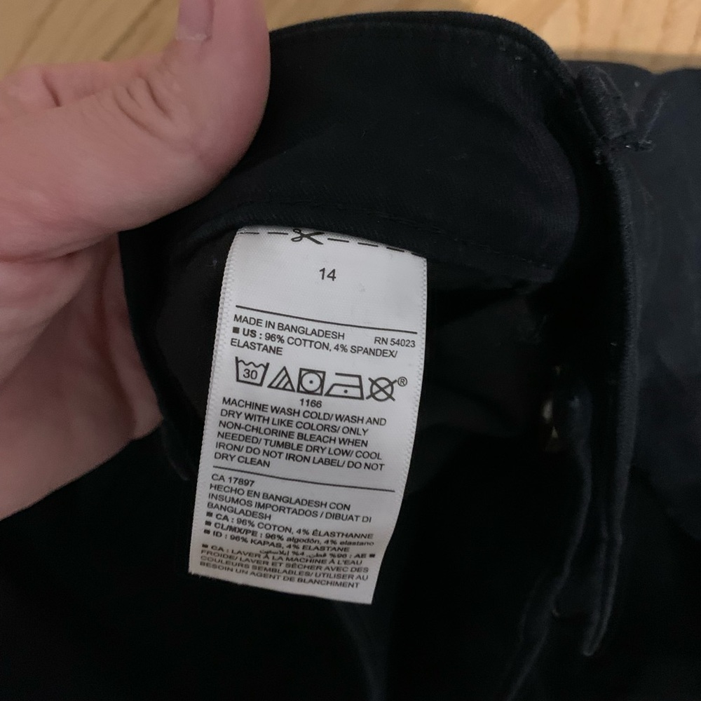 Old Navy Black Pixie Pants Worn Twice. Euc - image 3